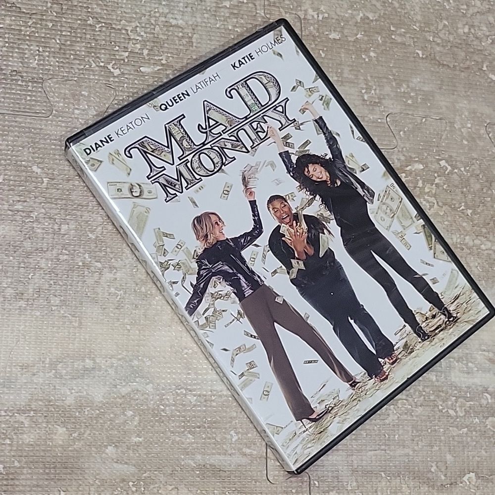 MAD MONEY DVD IN NEW CONDITION W/ DISNNE KEATON KATIE HOLMES, AND QUEEN LATIFA.